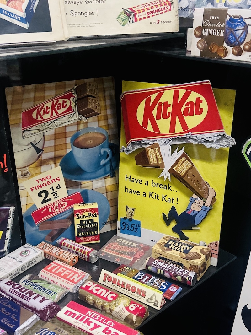 Different strategies, same result: you know exactly what you're looking at.